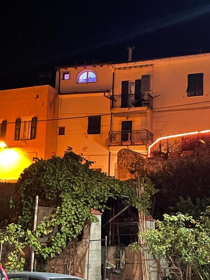 B&B Piccolo Paradiso Finale Ligure Exterior foto